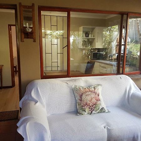 Protea Cottage George Eksteriør billede